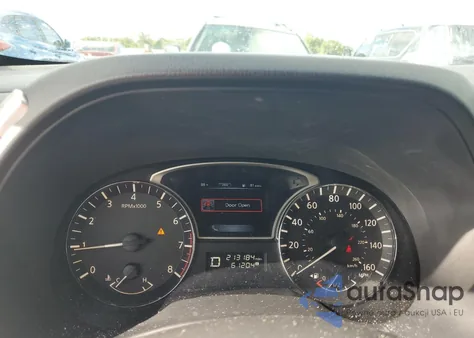 2015 Nissan Pathfinder S z USA, uszkodzony, nr VIN 5N1AR2MMXFC660813